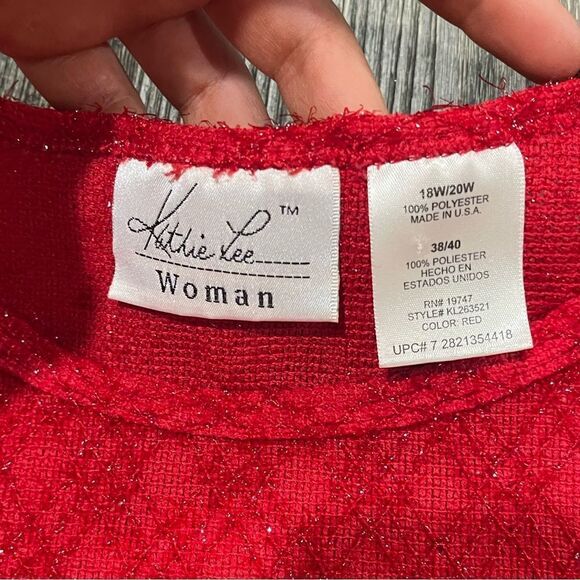 Kathie Lee Collection Top Short Sleeve Crewneck Textured Red Size 18W/20W - Picture 2 of 3
